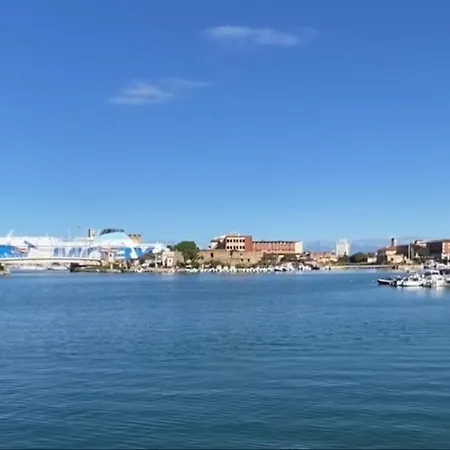 La Torretta Sul Porto Lägenhet