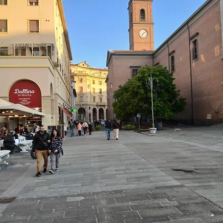 Lägenhet La Torretta Sul Porto - Parcheggio Gratuito Livorno