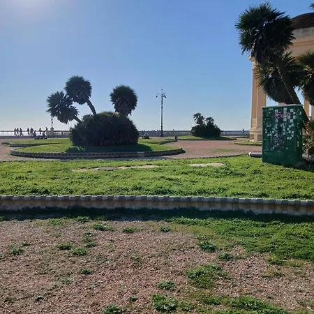 La Torretta Sul Porto - Parcheggio Gratuito 아파트 리보르노