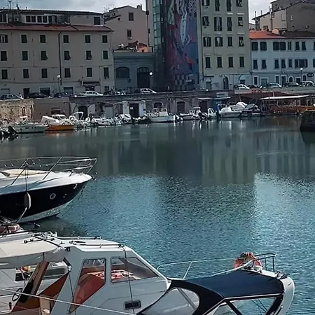아파트 La Torretta Sul Porto - Parcheggio Gratuito 리보르노